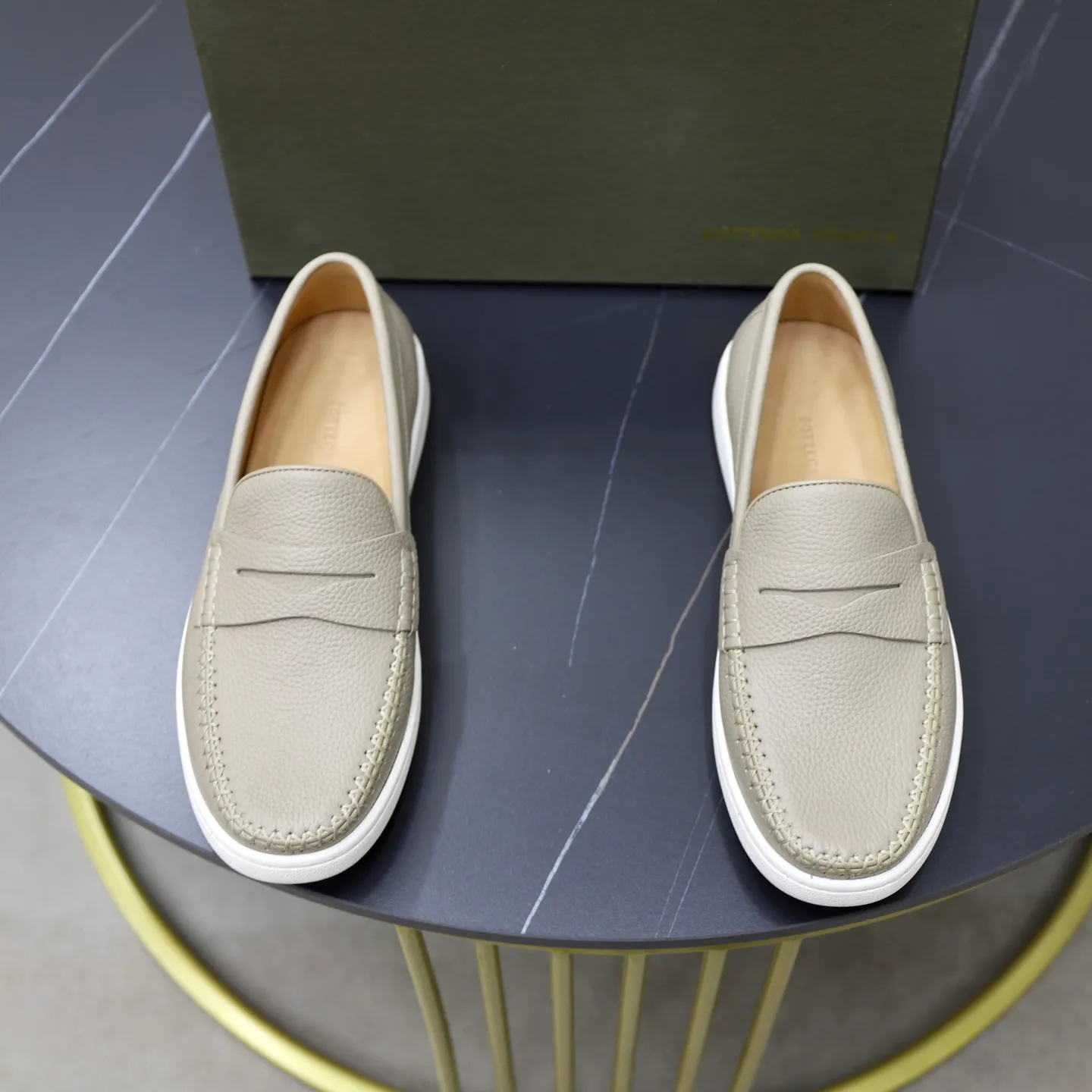 Men's men's shoes 💰480💰BOTTEG* VENET* - high-end boutique Size: 38-44 (45 customized) BV new product, calfskin surface, water-dyed cowhide lining, classic style harmoniously blends with contemporary fashion temperament, rubber soles are light and flexible, water-dyed cowhide lining!